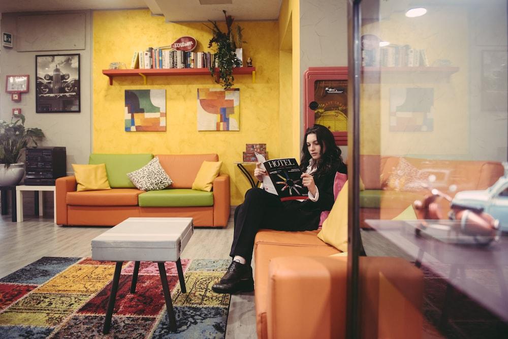 Hotel Ibis Styles Roma Vintage Esterno foto
