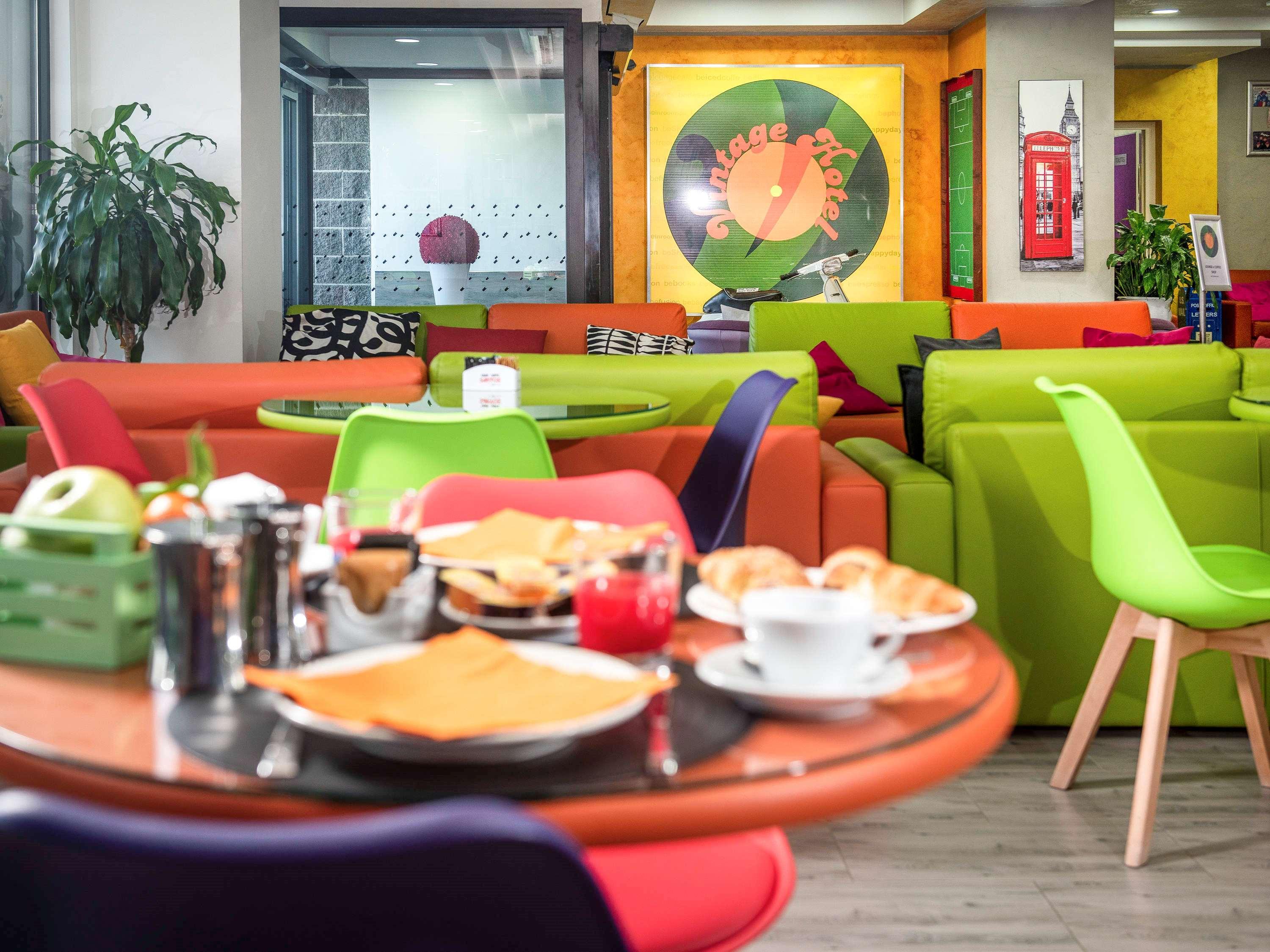 Hotel Ibis Styles Roma Vintage Esterno foto