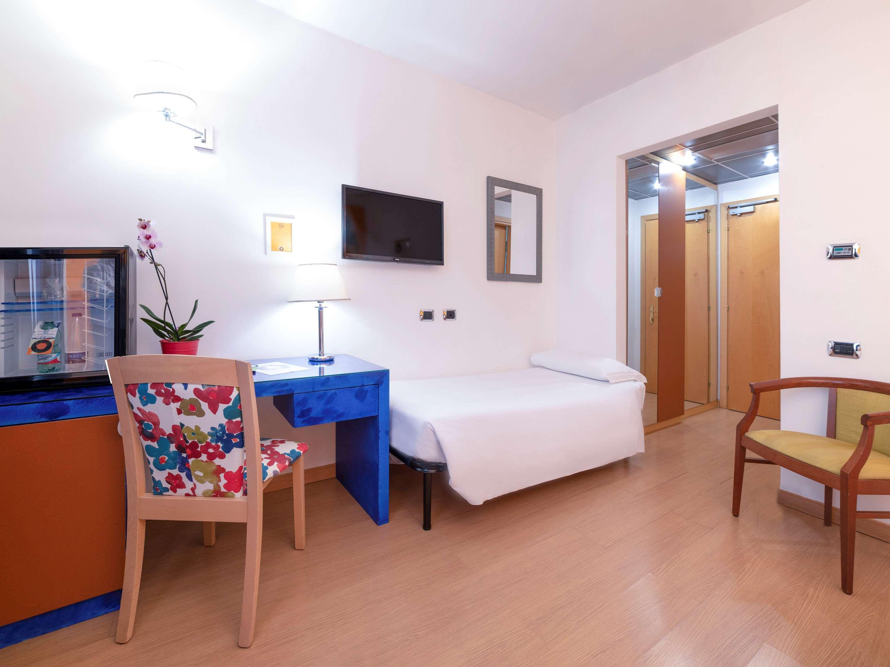 Hotel Ibis Styles Roma Vintage Esterno foto