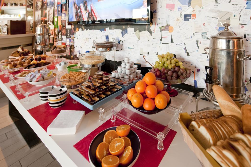 Hotel Ibis Styles Roma Vintage Esterno foto