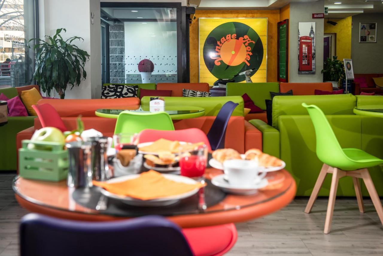 Hotel Ibis Styles Roma Vintage Esterno foto